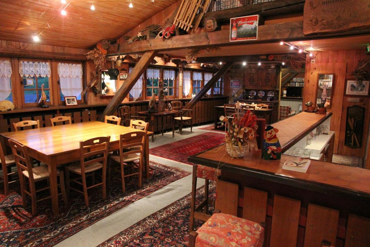 אלבייה-מונרו Guest House Chalet Saint Roch מראה חיצוני תמונה