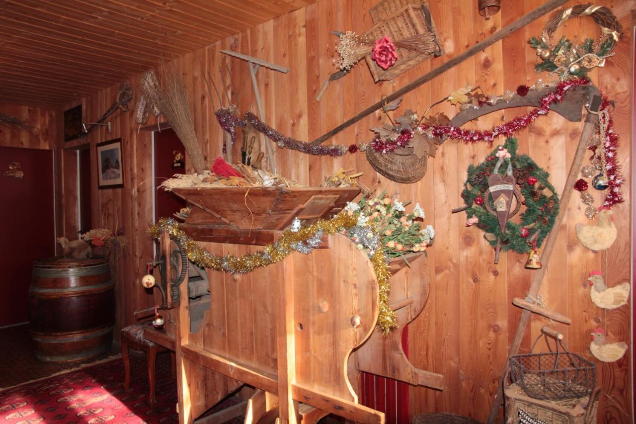 אלבייה-מונרו Guest House Chalet Saint Roch מראה חיצוני תמונה