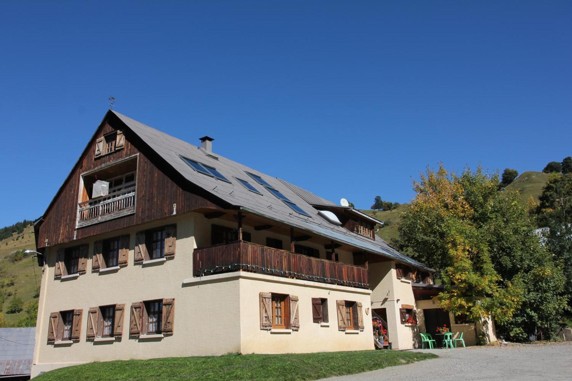 אלבייה-מונרו Guest House Chalet Saint Roch מראה חיצוני תמונה