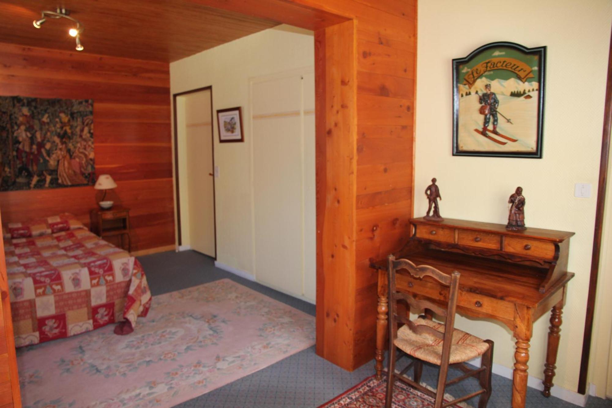 אלבייה-מונרו Guest House Chalet Saint Roch מראה חיצוני תמונה
