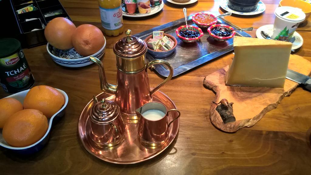 אלבייה-מונרו Guest House Chalet Saint Roch מראה חיצוני תמונה
